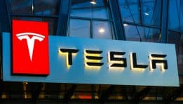 Tesla’s Q2 Delivery Report Due This Week: JPMorgan Warns of Weak Demand and Downside Risk