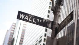 Strong Gains for Jabil, Cuts at JetBlue, and Stability at JPMorgan – Three Stories Driving Wall Street