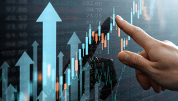 QQQ Forms a Golden Cross: Technical Signal or Temporary Surge?