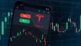Trump-Musk Rift Costs Tesla a Spot in $1 Trillion Club