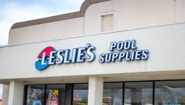 LESLIE’S, PETCO, BLOOMIN’ BRANDS, CHARGEPOINT, AND GEO GROUP SHARES ARE FALLING — WHAT YOU NEED TO KNO
