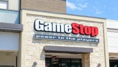 GameStop Returns to the Spotlight: Extreme Volatility, Surging Price, and a Critical Earnings Report Ahead