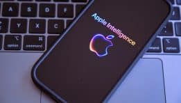 Apple Stock Under the Microscope: Is a Slowdown Period Ahead for the Tech Giant?