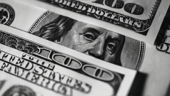 Dollar Steadies as Bond Yields Stabilize Ahead of Key U.S. Jobs Report
