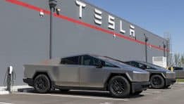 WHY TESLA’S CYBERTRUCK HAS BEEN SUCH A FLOP
