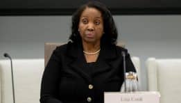 Trump Fires Fed Governor Lisa Cook: Market Impact, Dollar, and Rate-Cut Outlook