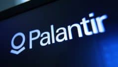 SKN | Palantir Shares Retreat After Record Rally Despite Strong Sales Momentum