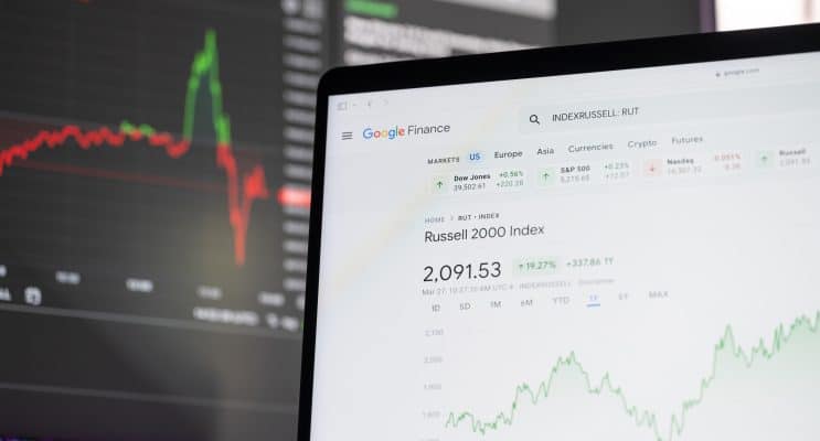 Russell 2000’s All-Time High: A Bull Trap or a Brief Pause?