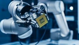 Marvell Faces Data Center Slowdown Amid Rising AI Chip Market Concerns.