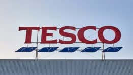 Tesco vs Sainsbury’s: Three Decades of Diverging Returns in UK Grocery Retail