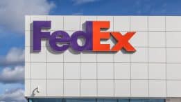 SKN | FedEx Reaches Tentative Wage Agreement with Pilots After Years of Negotiations