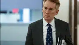Why Republican Senator Lankford Stresses the Fed’s Independence Amid Political Pressures