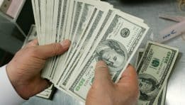 Americas Markets Close Lower as Volatility Rises and Dollar Strengthens