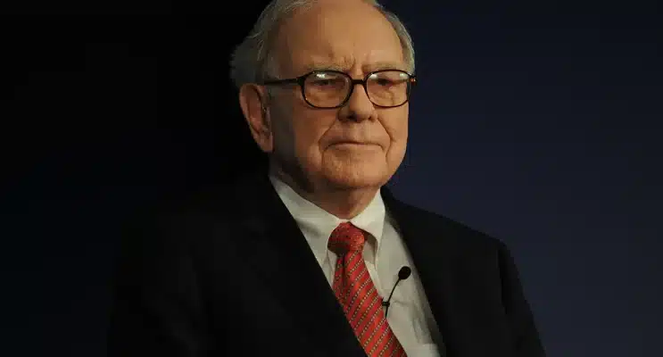 BYD Stock Drops as Warren Buffett’s Berkshire Hathaway Fully Exits Stake