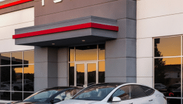 Can Tesla’s Growth Momentum Survive a Post-EV Credit World?