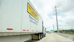 J.B. Hunt’s Cost Discipline Delivers a Strong Q3 Earnings Beat Amid Freight Slowdown