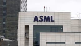 ASML Seeks to Reassure Markets: Sales to China Expected to Decline, but Growth Forecast for 2026 Remains Intact