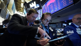 Can Wall Street Regain Momentum as Bank Losses and Trade Tensions Drag Down US Equities?