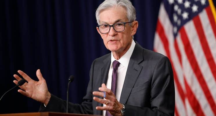 Can the Fed Maintain Stability as Inflation and Employment Pull in Opposite Directions?