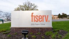 Fiserv Plunge: What Lies Behind the Black Day for the American Fintech Giant