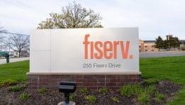 Fiserv Plunge: What Lies Behind the Black Day for the American Fintech Giant