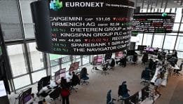 SKN | European Stocks Retreat as Weak Currencies and Growth Concerns Pressure Markets