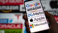 SKN | AI Christmas: Which Smart Devices Are Set to Dominate the 2025 Holiday Season?