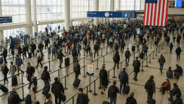 SKN | U.S. Flights Snarled Even After Shutdown Ends: How Long Will Travel Chaos Last?