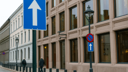 SKN | What Wall Street’s Latest Analyst Calls Reveal About Market Sentiment