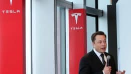 SKN | Tesla Enters a New Era as Elon Musk Secures $1 Trillion Pay Package