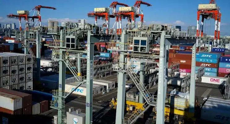 SKN | Japan’s Global Exports Climb While U.S. Shipments Decline Amid Tariffs