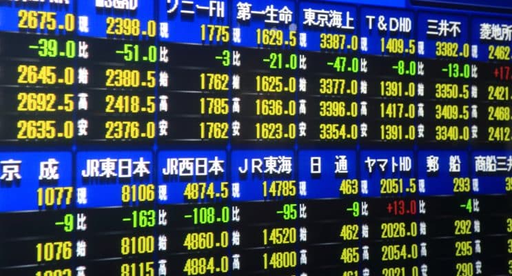SKN | TOPIX Weekly Review: Tech Rout Drags Index Lower Despite Yen Weakness (Nov 17–21, 2025)