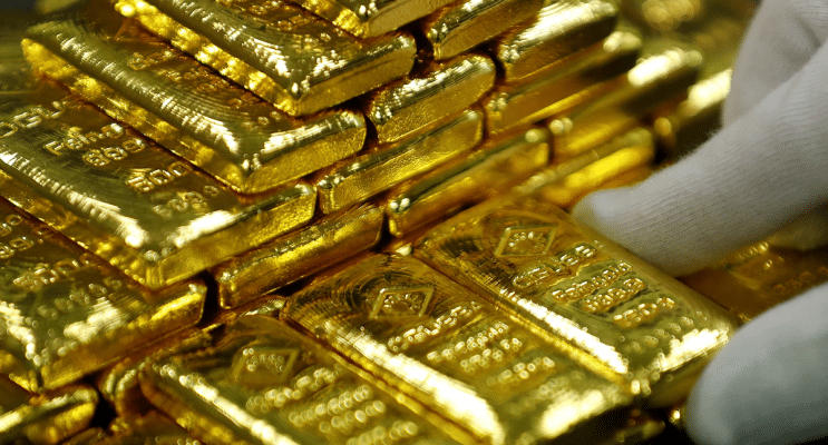 SKN | Gold Surges as Dollar Retreats Amid Anticipation of US Interest Rate Cut