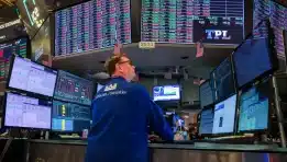 SKN | US Markets Edge Higher as Volatility Drops and Global Sentiment Improves to Start December