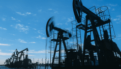 SKN | Are Oil Markets Entering a New Volatile Phase as Peace Talks Reclaim Investor Focus