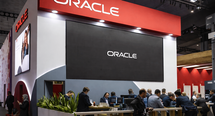 SKN | Is Oracle’s AI Bet Turning Into Its Biggest Risk as Shares Suffer Historic Selloff?