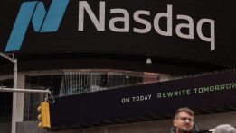SKN | Nasdaq 100 Slips Modestly as Tech Rally Pauses Near Record Highs