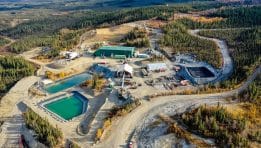 SKN | Hecla Mining Shares Advance as Earnings Momentum and Silver Strength Lift Outlook
