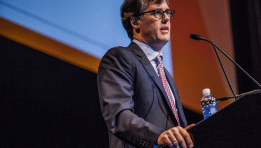 SKN | Why Philippe Laffont Has Concentrated a Third of His Portfolio in Six AI Leaders Ahead of 2026