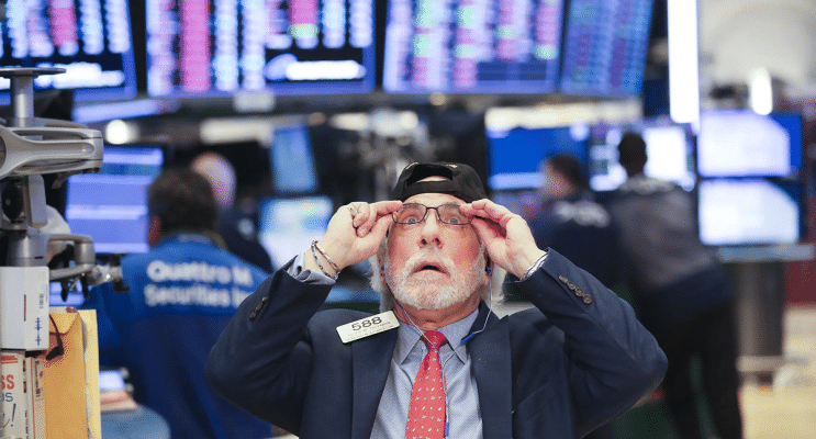 SKN | Market Stabilization in Focus: VIX Retreats Below 20 as Weekly Volatility Cools