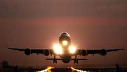 SKN | Can Global Airlines Sustain Record Profits Amid Supply Chain Turbulence in 2026?