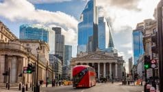 SKN | UK Economy Contracts Ahead of Budget as Growth Pressures Intensify