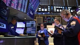 SKN | Is the S&P 500’s Push Toward 7,000 Signaling a Durable Bull Phase or Rising Complacency?