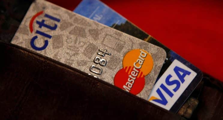 SKN | Big Banks Post Surging Profits as Political Tensions Rise Over Credit Card Rates