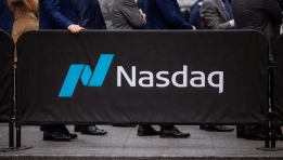 SKN | Nasdaq 100 Pushes Higher as Tech Momentum Regains Control
