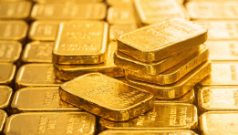 SKN | Why Gold Is Holding Near Record Highs as Geopolitical and Trade Risks Mount