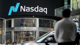 SKN | Nasdaq 100 Retreats as Investors Lock in Gains Near Record Levels