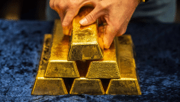 SKN | Gold Hits Record High Amid Rising Tensions Over Greenland Crisis