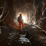 SKN | DUST Jumps Sharply as Gold Miners Retreat and Volatility Reasserts Itself