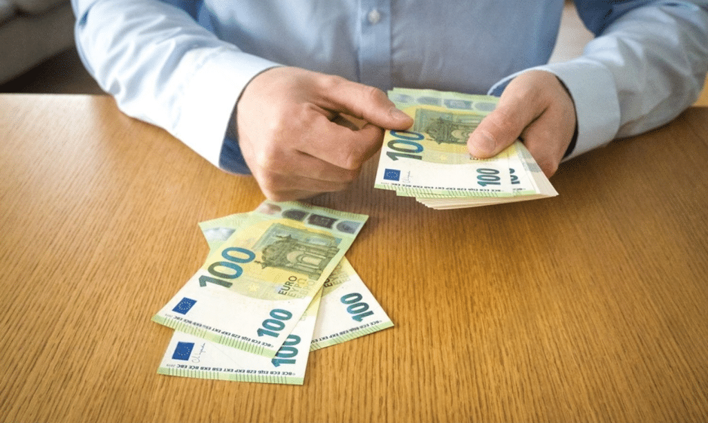 SKN | Money Market Rates Hold Near Cycle Highs: Where Savers Can Earn Up to 4.1% APY Today